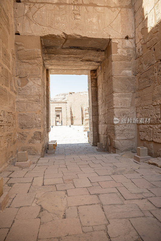 卢克索，Medinet Habu神庙的入口
